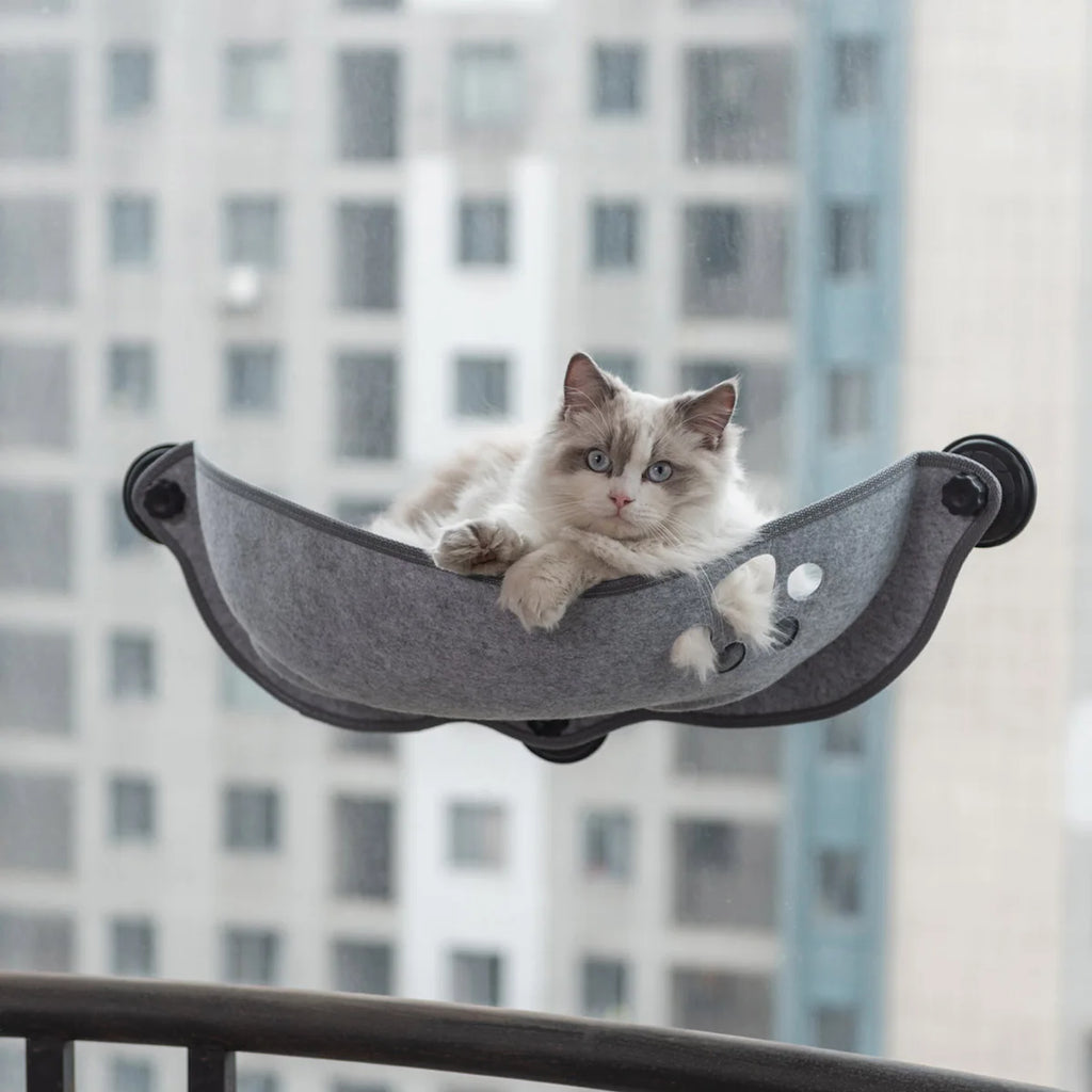 Window-Mounted Cat Hammock | Heavy Duty Suction Cup Bed up to 15kg
